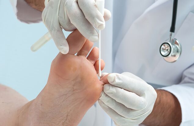 Doctors handle patient flyers