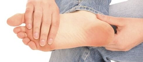 When feet are affected by fungus, feet begin to peel
