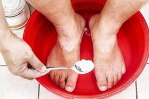 Bathing can remove foot fungus